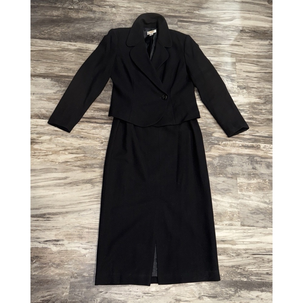 Vintage Talbots Women's Academia Preppy Pleated Wool Suit Size 10 Black Lined